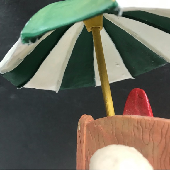 Lifeguard Christmas Santa Statuette by Beachcombers 1996 - Picture 7 of 12